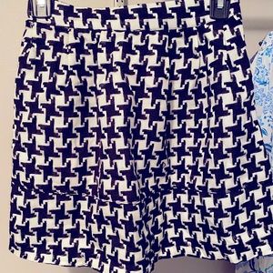 BRAND NEW Black & White Houndstooth Print Mini Skirt!!
